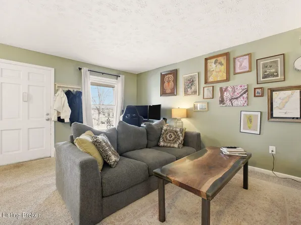 4501 S 6th St APT 71, Louisville, KY 40214