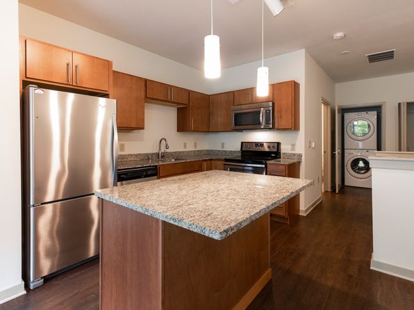 1215 N 62nd St #1225-402