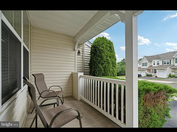 2nd image of 207 Coventry Rd