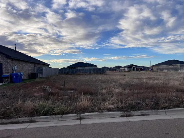 1128 Sage St, Hereford, TX 79045