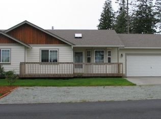 1156 Central Dr, Camano Island, WA 98282