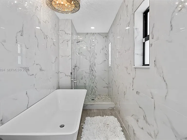 2301 E Las Olas Blvd — Photo 41
