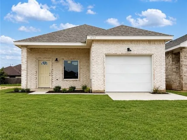 622 W 25th St, Mission, TX 78574