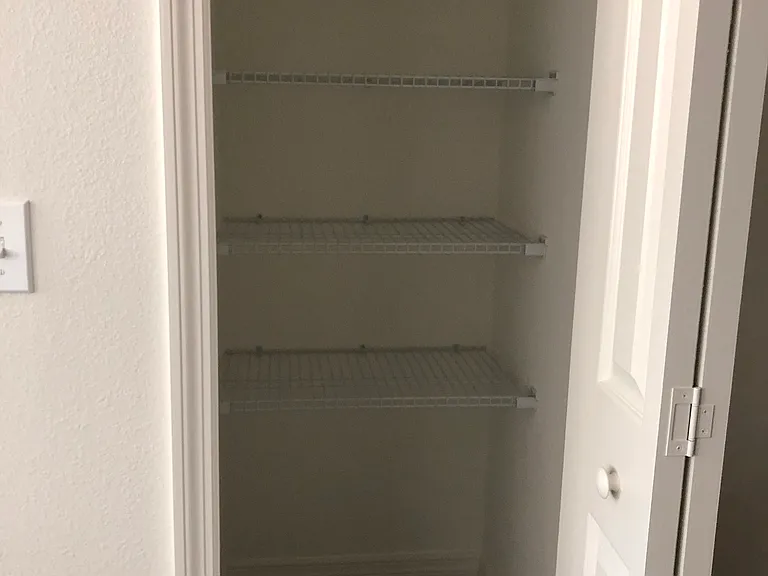 2937 SW Skyline St — Photo 10