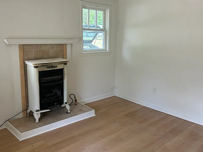 3427 Concord Ave — Photo 1