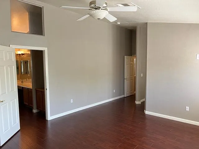 5435 Digne Ct — Photo 13