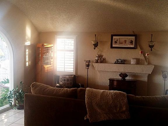 4th image of 8941 San Luis Ave