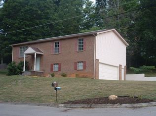 5001 Laurel Woods Dr, Knoxville, TN 37921