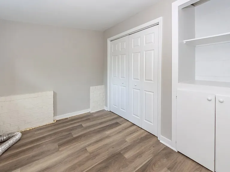 3860 Chestnut St — Photo 10