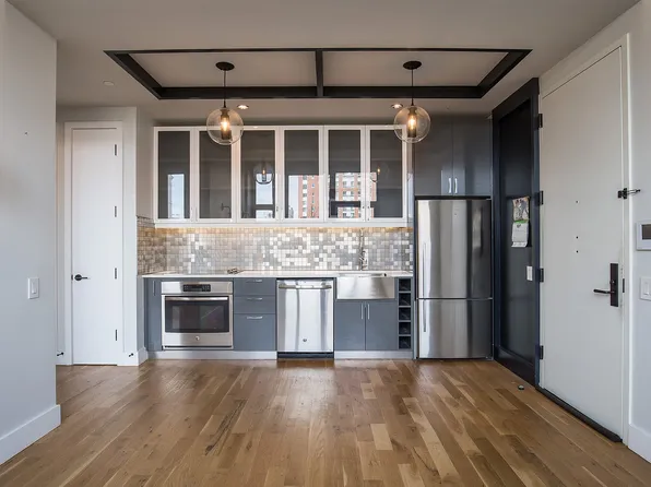 670 Pacific Street image 1 of 20