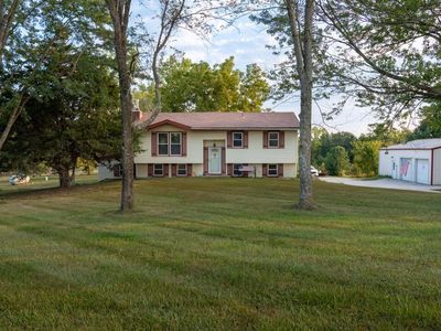 9677 SE 232nd St, Lathrop, MO, 64465