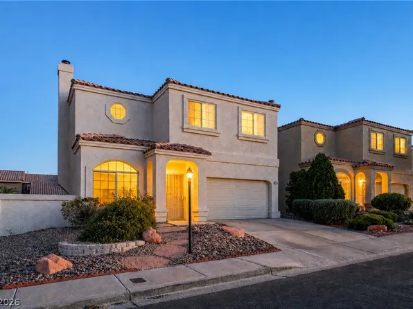9051 Hollow Green Dr, Las Vegas, NV 89129