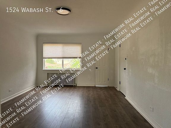 5th image of 1524 Wabash St APT 6