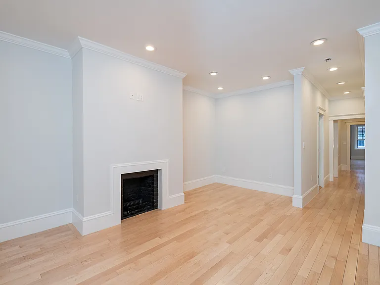 85 Myrtle St #1 — Photo 10