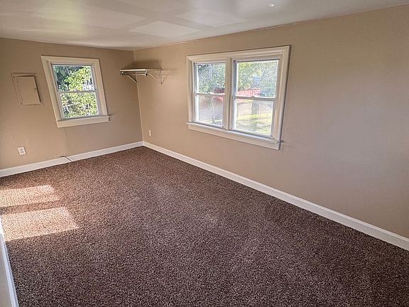 5th image of 4029 Barr St #3