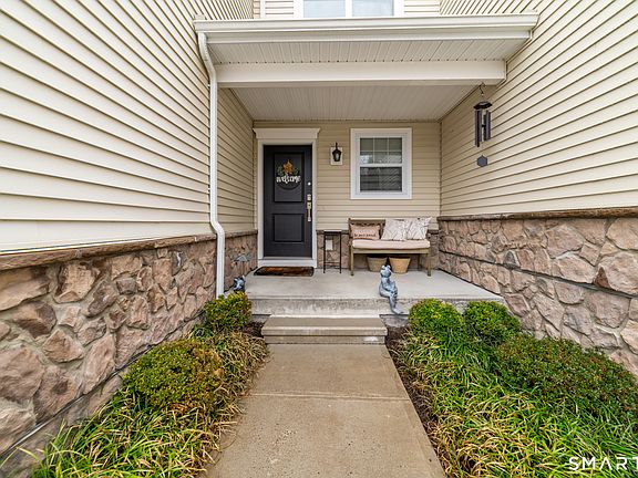 2nd image of 36 Highridge Road #36