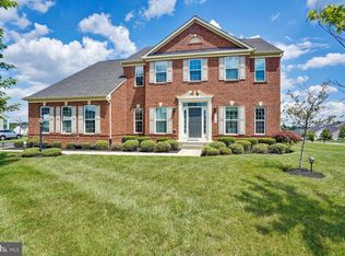 26768 Crusher Dr, Chantilly, VA 20152