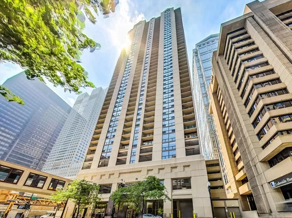 200 N Dearborn St Unit 3804, Chicago, IL 60601