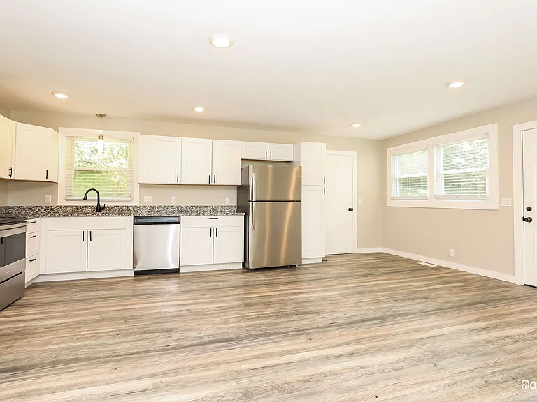 2808 Old Matthews Rd — Photo 4