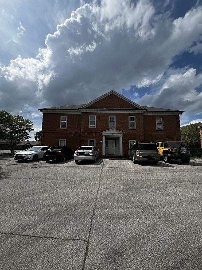 1st image of 299 S Walnut Bend Rd Suite 100