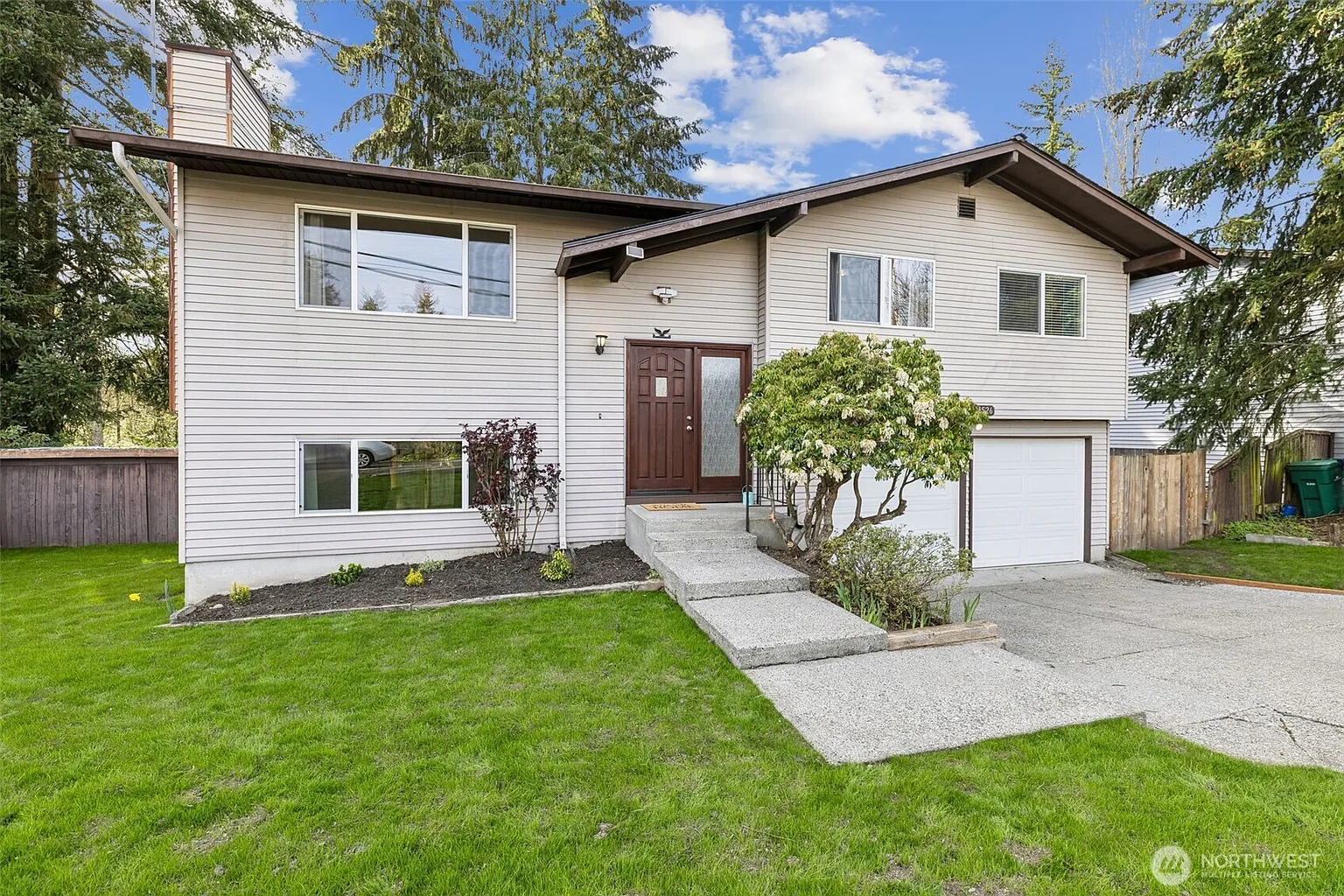 14526 52nd Avenue W photo 1