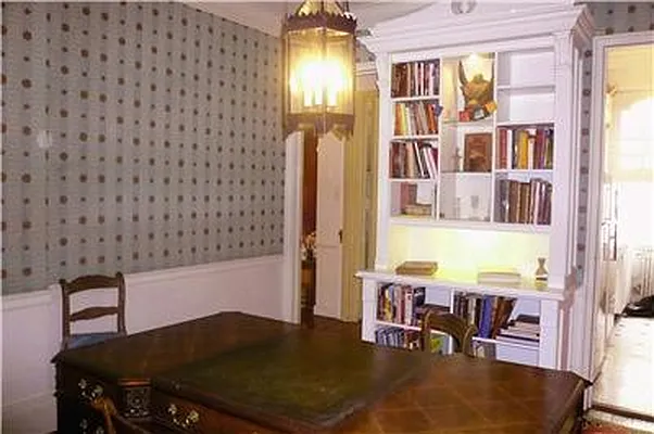 Sold by Akam Sales and Brokerage | media 3