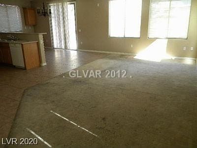2nd image of 5816 Magic Oak St