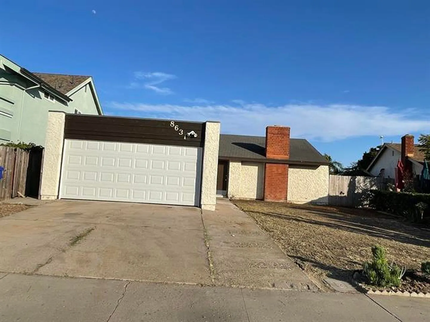 Single story Home 3 Bedroom 2 bathroom in the sought after neighborhood of Mira Mesa! — Photo 2