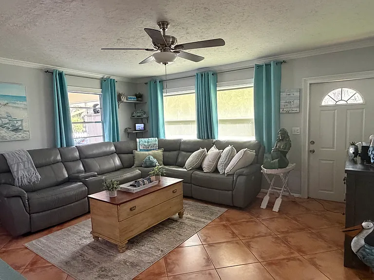 Cherry Dr — Photo 7
