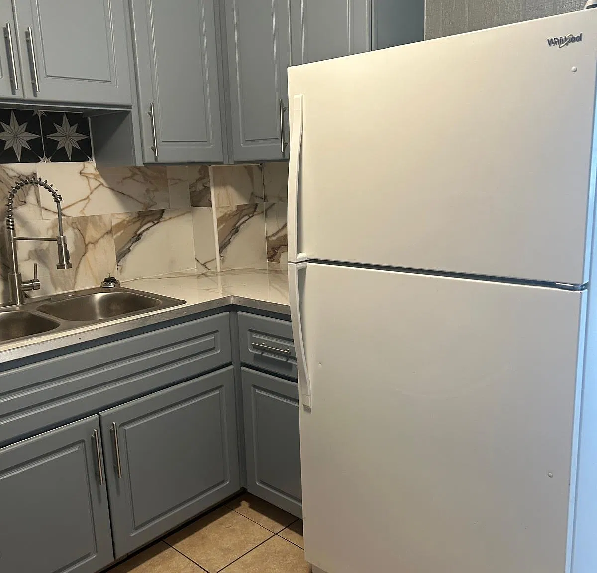 2 bed, 650 sqft, $1,100 — Photo 4