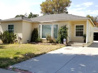 17407 Gilmore St, Van Nuys, CA 91406
