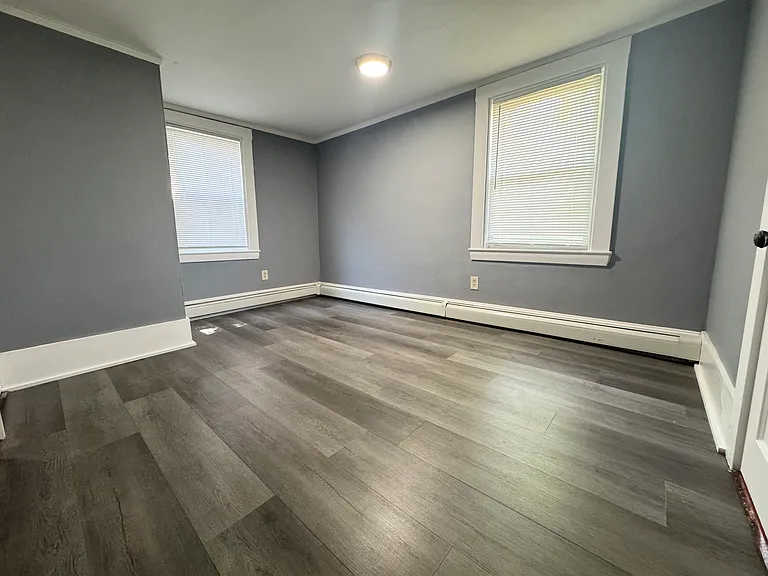904-906 Sandwich Rd — Photo 14
