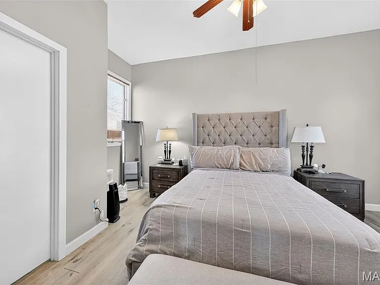 28 Columbus Square Dr — Photo 12