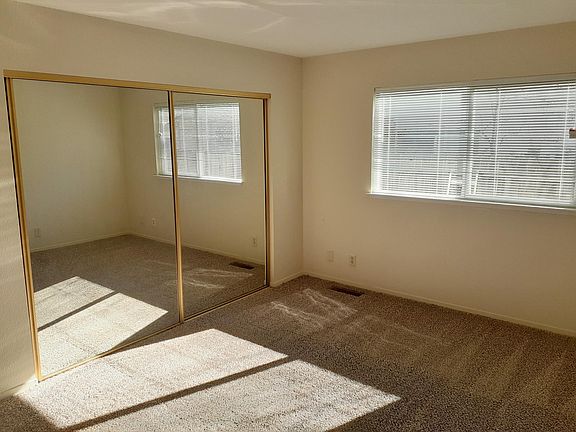 5th image of 1287 Dora Dr #B