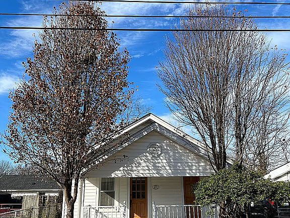 3rd image of 327 Owsley Ave