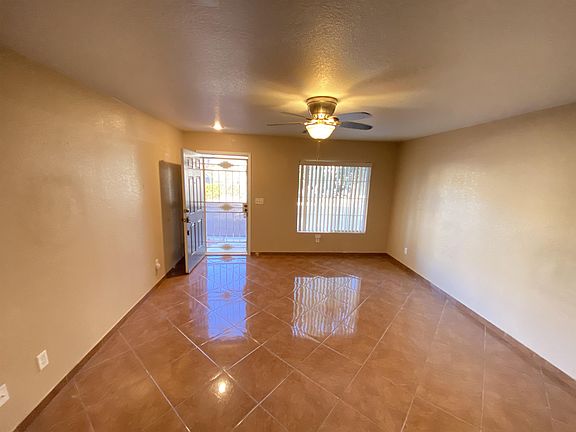 4th image of 1259 Black Cherry St #1