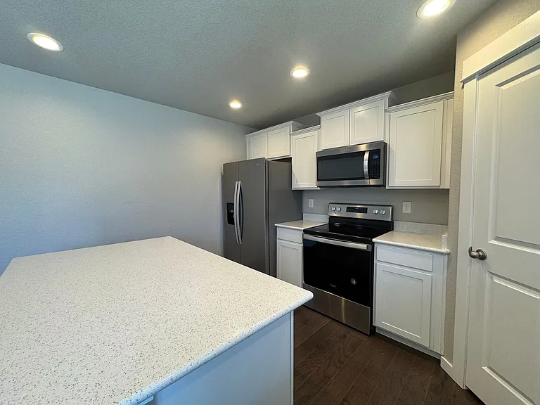 3173 Loot Dr — Photo 11