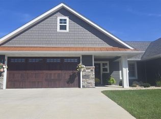 904 Tranquility Path, Mankato, MN 56001