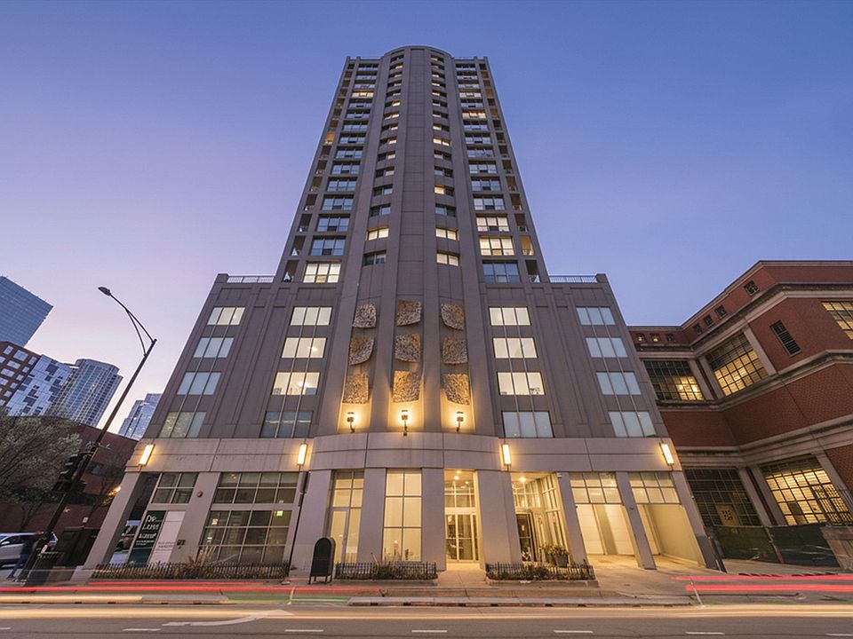 1st image of 600 N Dearborn St APT 1512