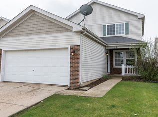 23 Christian Ct, Oswego, IL