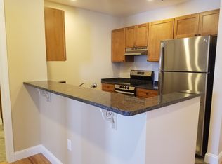 7 Rantoul St APT 207, Beverly, MA 01915