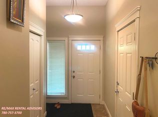 15151 43rd St NW #5, Edmonton, AB T5Y0L3