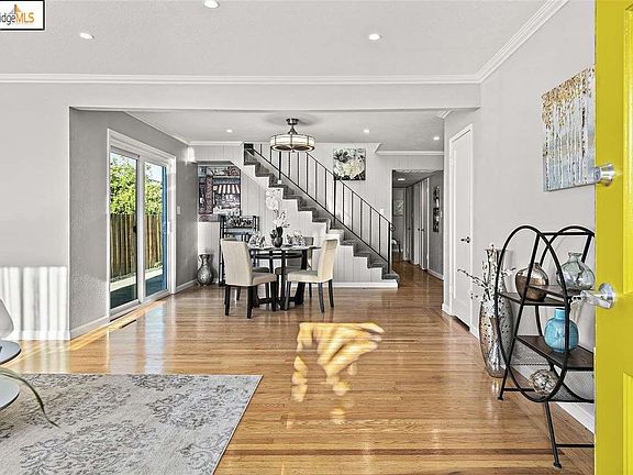 4th image of 714 26th St