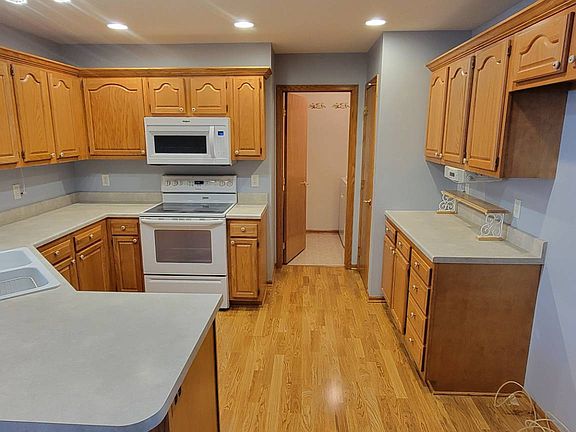 4th image of 6533 Cheslie Ct