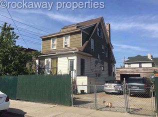 196 Beach 113th St, Rockaway Park, NY 11694