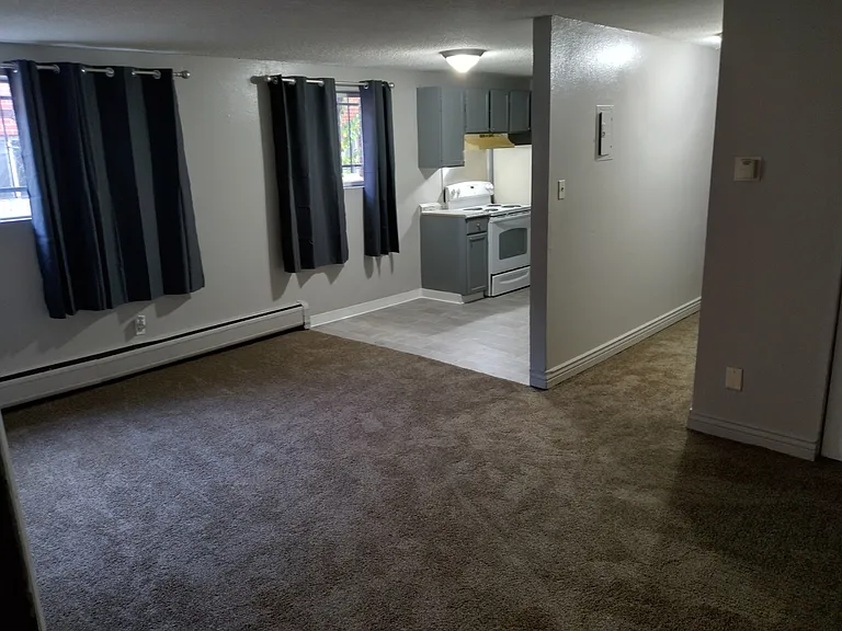 1941 Clinton St #103 — Photo 6