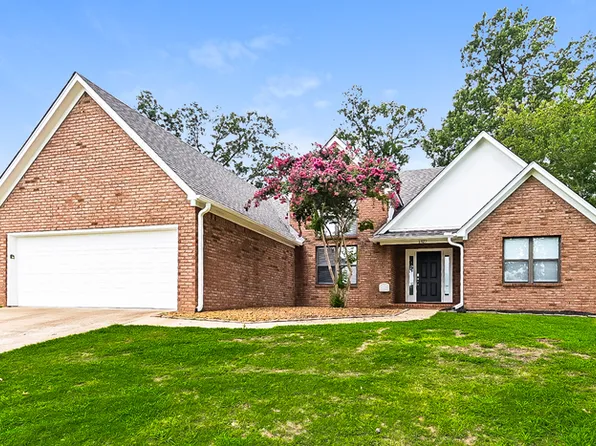 1327 Biloxi St, Hernando, MS 38632