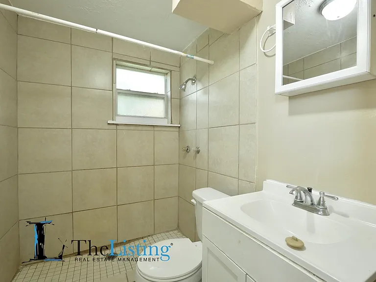 2735 Bungalow Blvd — Photo 10