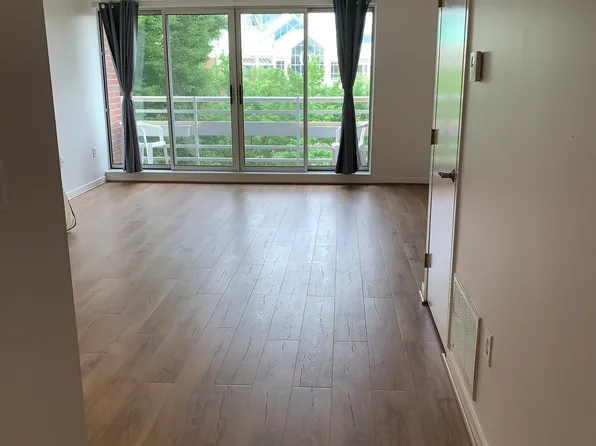 4 Canal Park APT 403, Cambridge, MA 02141