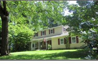 1561 Campus Dr, Maple Glen, PA 19002